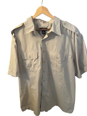 Men’s Khaki Short-Sleeve Utility Shirt Sixe 2XL